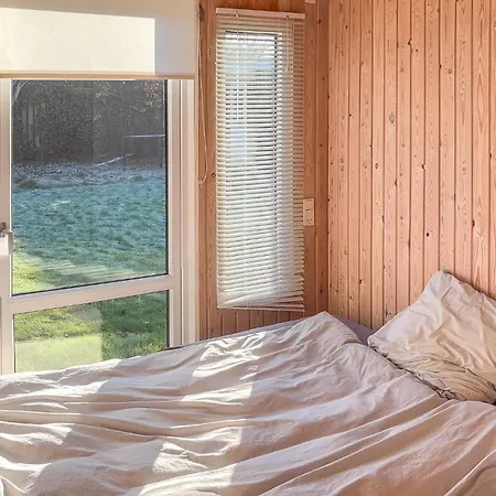 2 Bedroom Gorgeous In V * Esbjerg